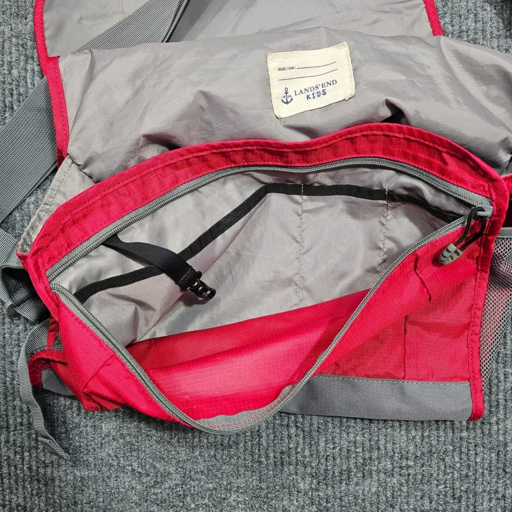 Lands' End Messenger Bag Kids OS Red School Laptop Satchel Buckle Utility